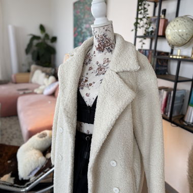Manteau en peluche Missguided blanc Taille 38/M
