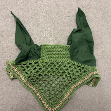Bonnet oreilles de cheval en crochet (plusieurs)