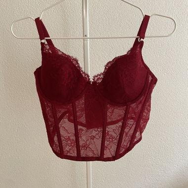 H&M Lace Bra Burgundy 85C