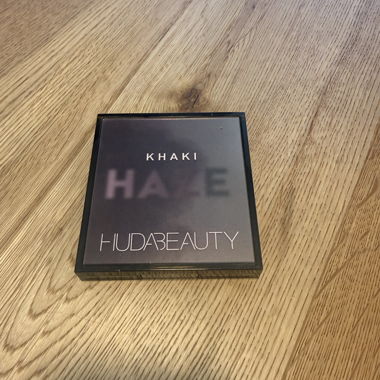 Palette de fards à paupières Huda Beauty Khaki Haze