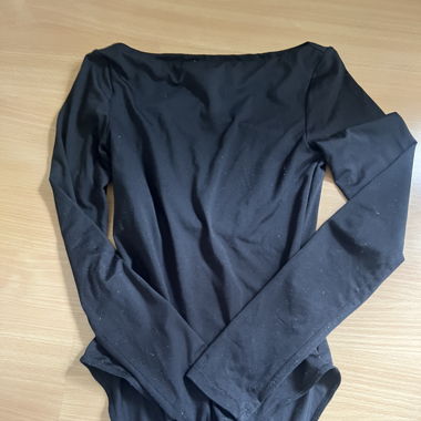 Black long sleeve body