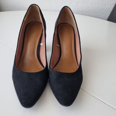 Schwarze Damen-Pumps