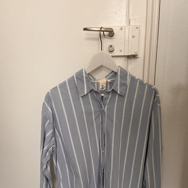 Chemise rayée bleue 
