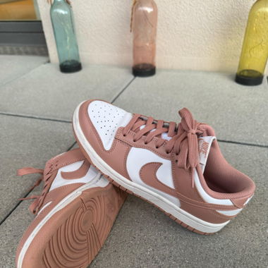 Nike Dunks Low 