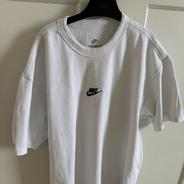 T-shirt Nike