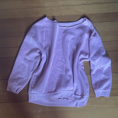 Rosa Off-Shoulder-Sweatshirt