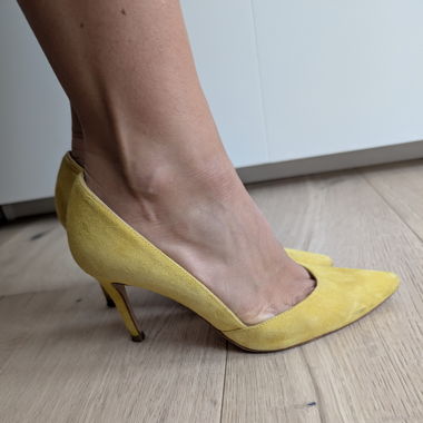 Escarpins jaunes Minelli