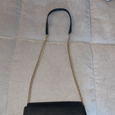 Sac noir et doré Mango 
