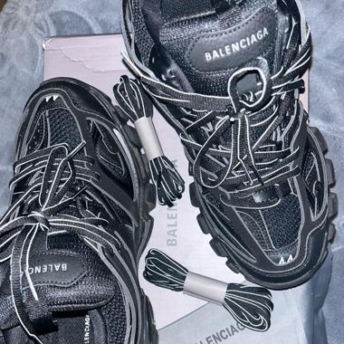 Balenciaga Tracks