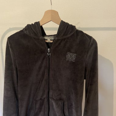veste en velours gris foncé