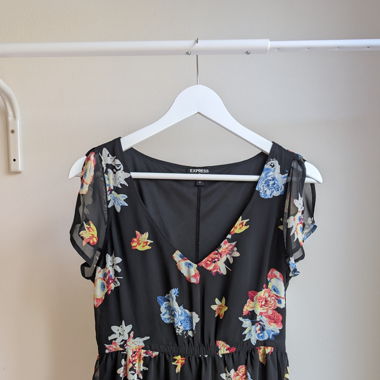 Express robe noir à fleurs