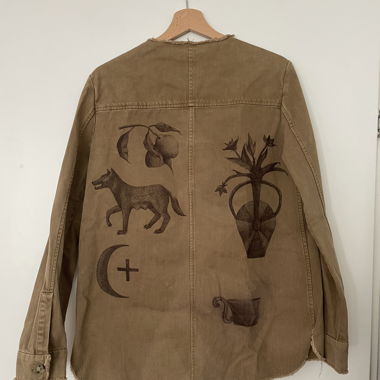 Giacca Zara beige disegnata a mano