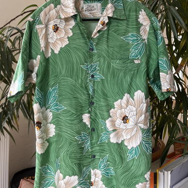 Authentic Hilo Hattie shirt