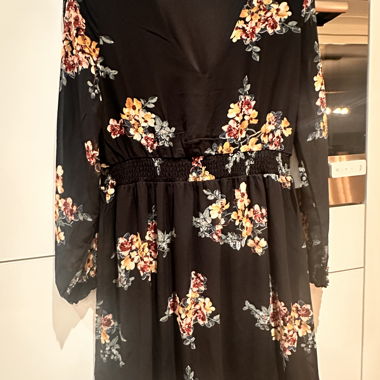Schwarzes Kleid von Vero Moda