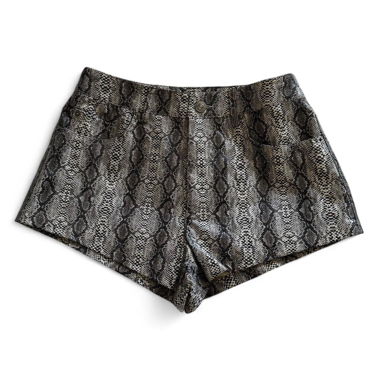 Python effect shorts