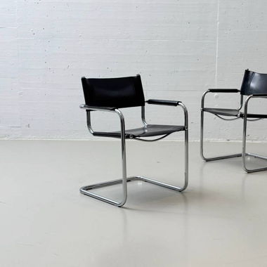 2 Bauhaus Freischwinger Leather Chairs Steel Line S.r.l.