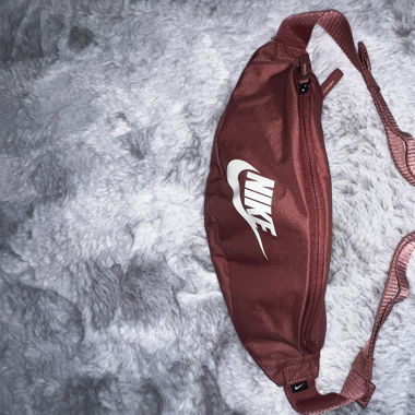 Nike Bauchtasche