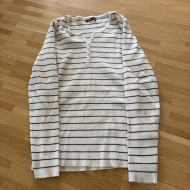Gestreifter Strickpullover von TMRW select