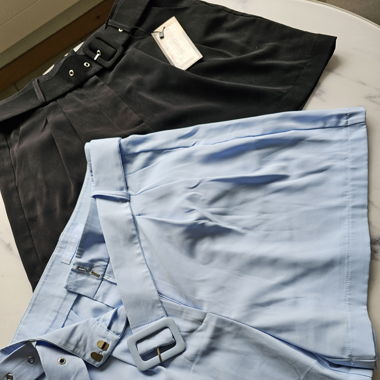 2 shorts Amisu neufs