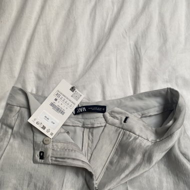 Seiden ähnliche Zara Hose