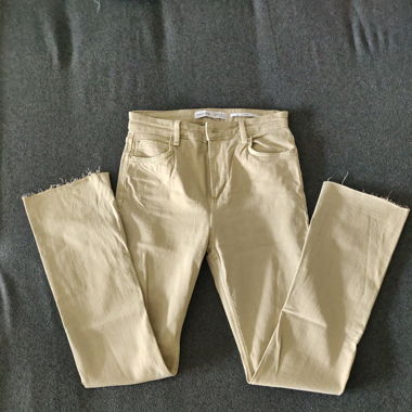 Kaum getragene Bershka-Hose
