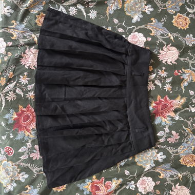 Black Pleated Mini Skirt
