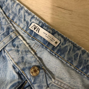 Zara Jeans