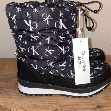 Calvin Klein Stiefel Grösse 34
