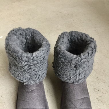 Boots grau