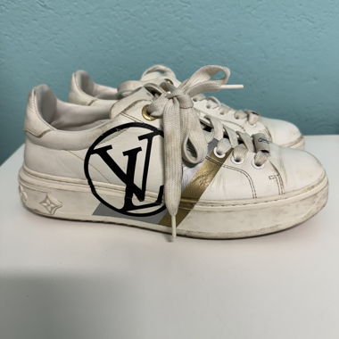 Weiße LV-Sneaker