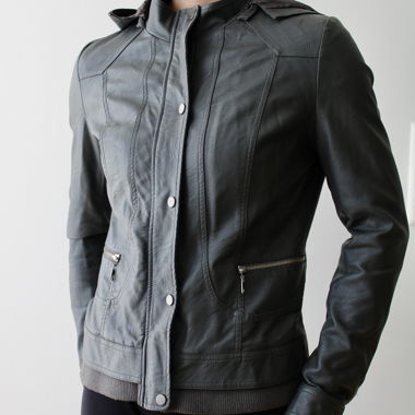 Veste en cuir synthétique, gris