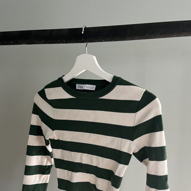 Gestreiftes Shirt