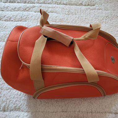Petite valise/sac.