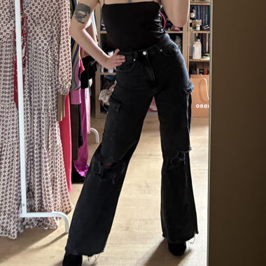 Pantaloni baggy