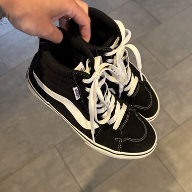 Schwarze Vans High-Top-Sneaker