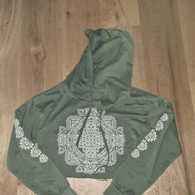 dünner Pullover bauchfrei