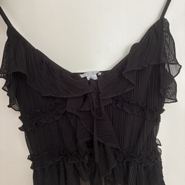 Top sottoveste nero con volant