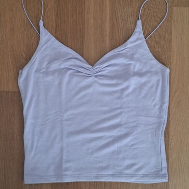 Top à bretelles lilas pastel