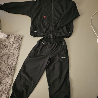 Vintage/Y2K Tracksuit (Jacke und Hose) Schwarz 