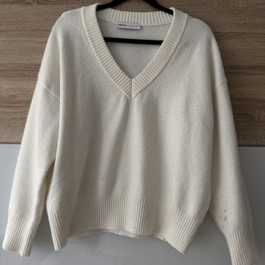 Pull Bershka crème à col en V S