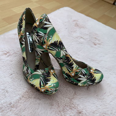 Wunderschöne Pumps von Tamaris
