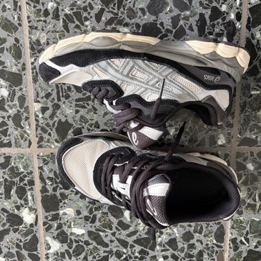 Asics NYC-Sneakers