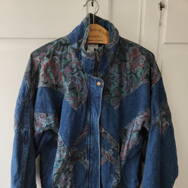 Vintage jeans jacket