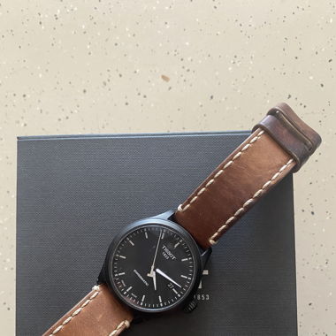 montre TISSOT GENT XL