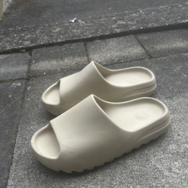 Yeezys light