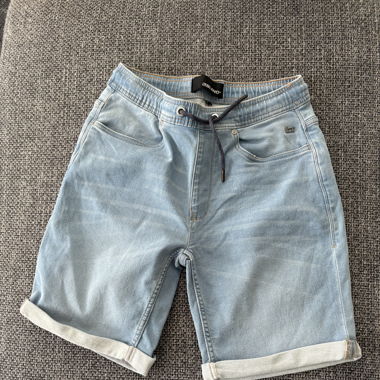 Short en jeans