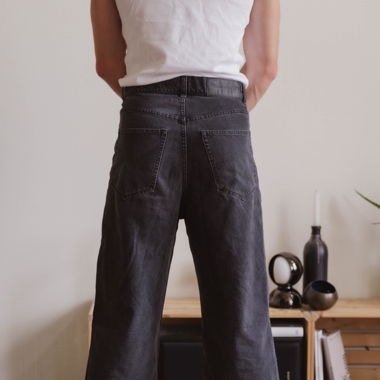 CHEAP MONDAY Crop Jeans
