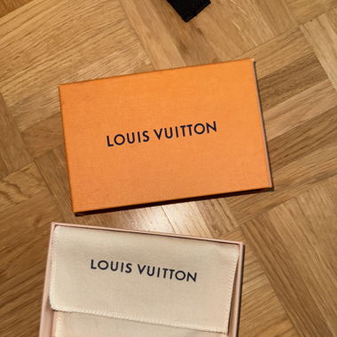 Louis Vuitton Cardholder