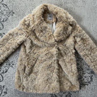 Giacca in eco pelliccia Zara S