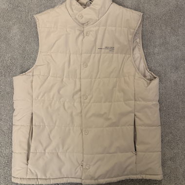 Beige vest